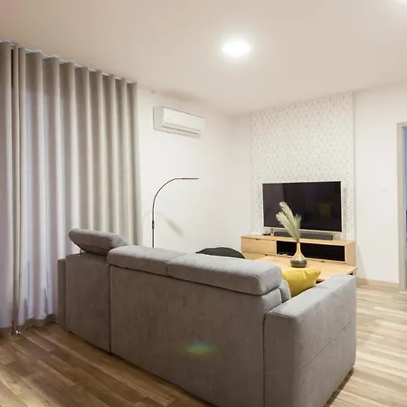 Apartament 23 Park City Ostrów Wielkopolski Exterior foto